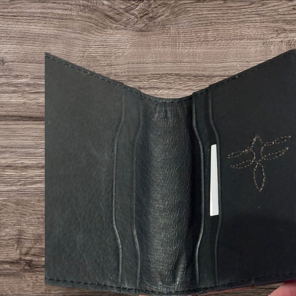 Justin Men's Brown Basket Weave Tooling & Concho Trifold Wallet - Picture 6 of 8